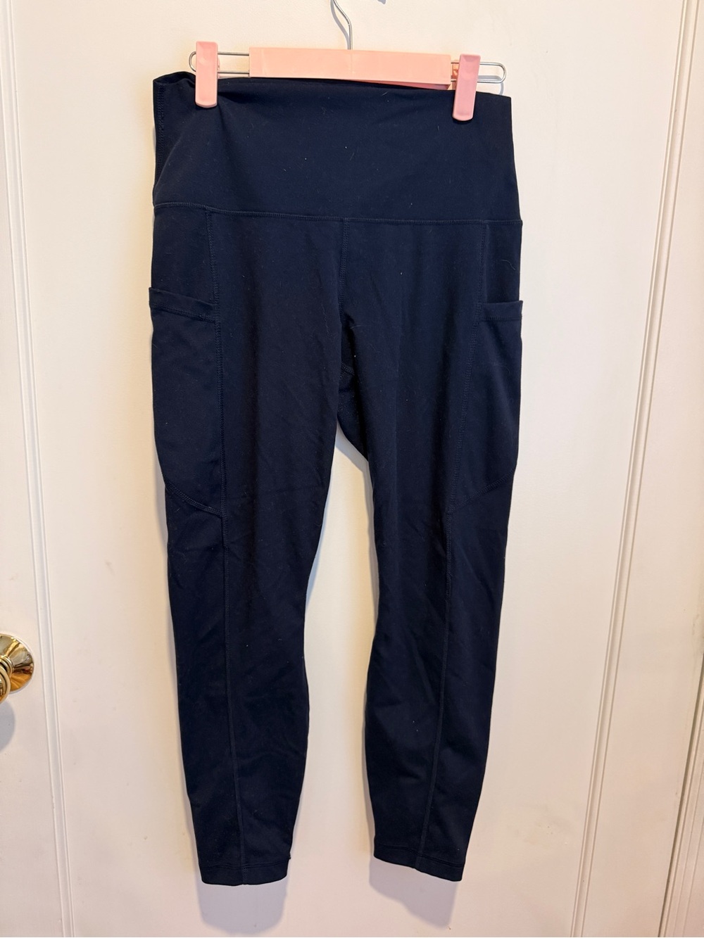 Yogalicious Navy High-Waist Leggings with Side Pockets